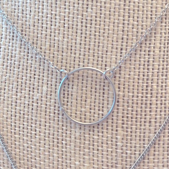 Beautiful Necklaces (2) for the layered effect! Silver tone. - Picture 3 of 4